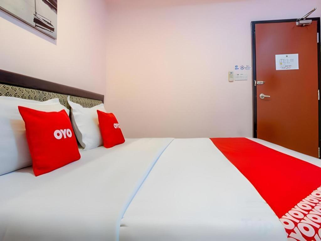 Oyo 89782 Ranau City Inn Luaran gambar