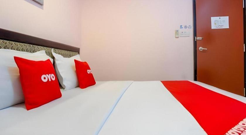 Oyo 89782 Ranau City Inn Luaran gambar